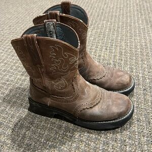 Ariat Fatbaby size 8.5